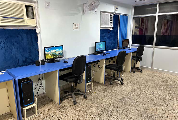 Centre images